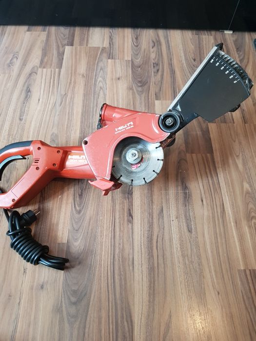 Mașină de canelat Hilti DCH 180-SL
