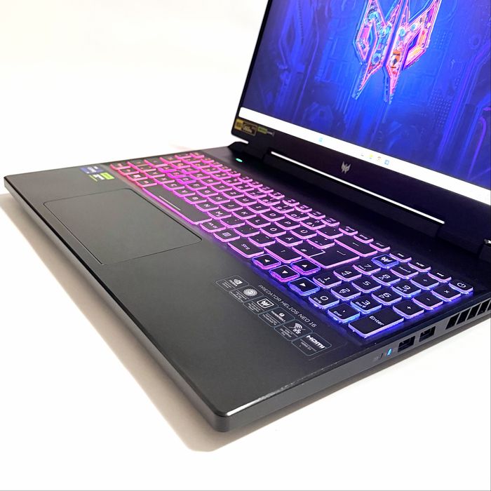 Acer Predator Helios 16/2.5K 165Hz/i9-13900HX/RTX 4070/32GB DDR5/1TB/RGB