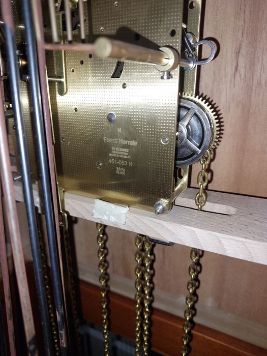 Антикварные  часы Hermle
