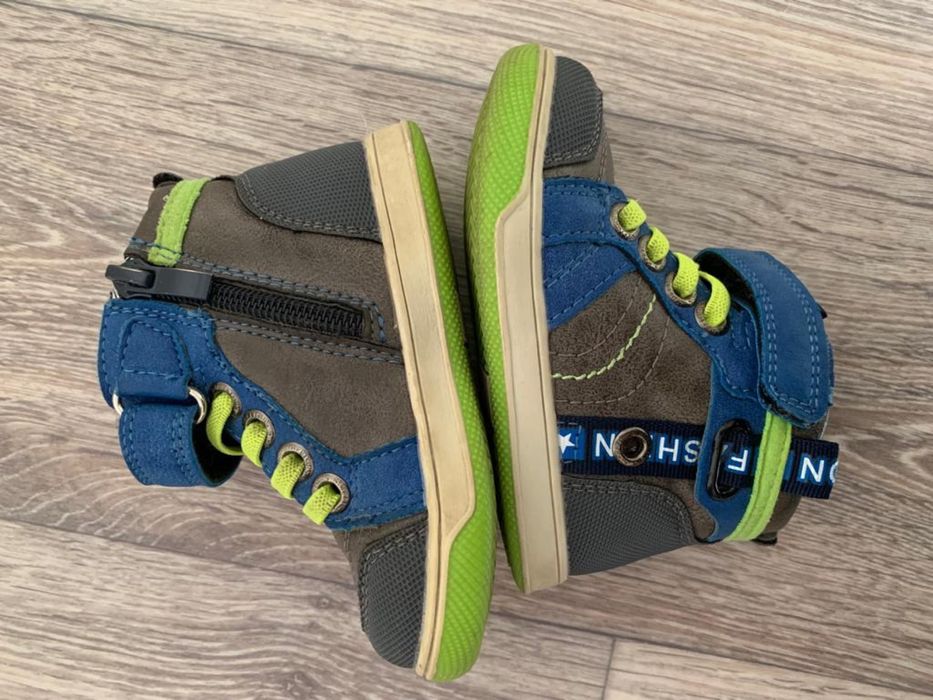 Ботинки осенние