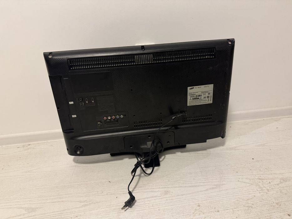 Tv Samsung cu telecomanda