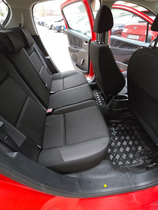 Vand Peugeot 207 1.4 HDI 2010