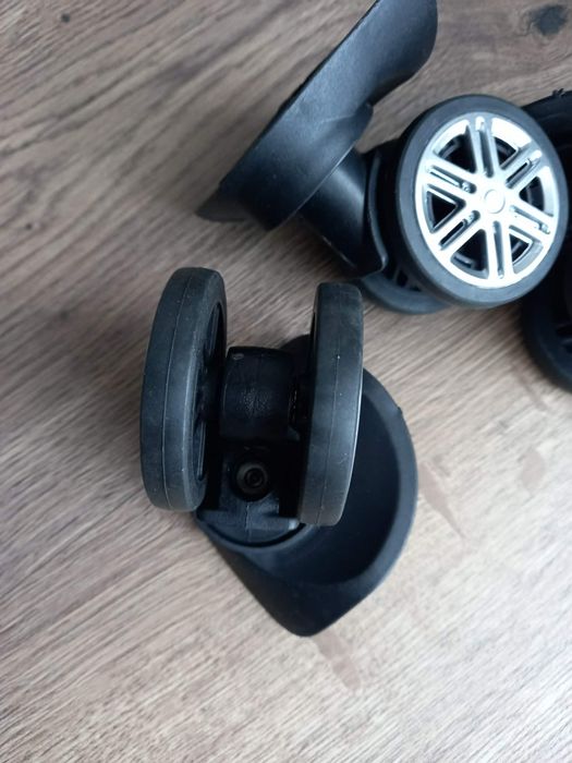 Резервни колела за куфар