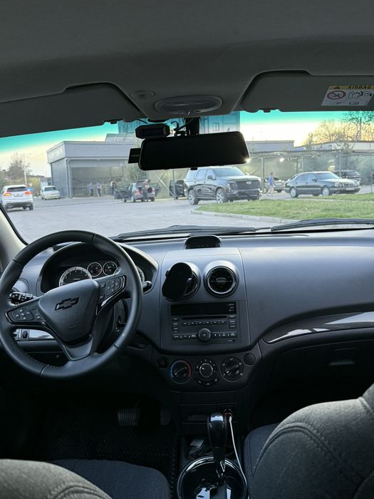 Продаётся своя нексия 3