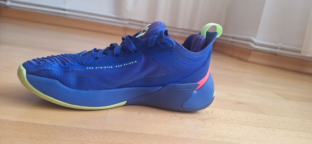 Adidași Air Jordan Luka 1