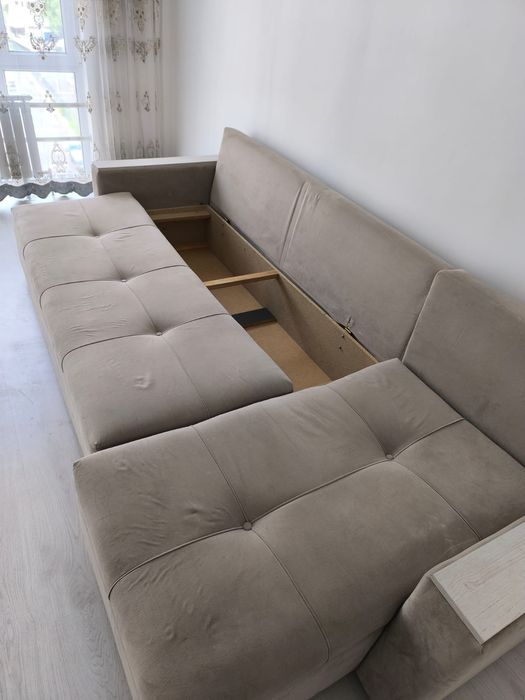 Продам диван с ящиками