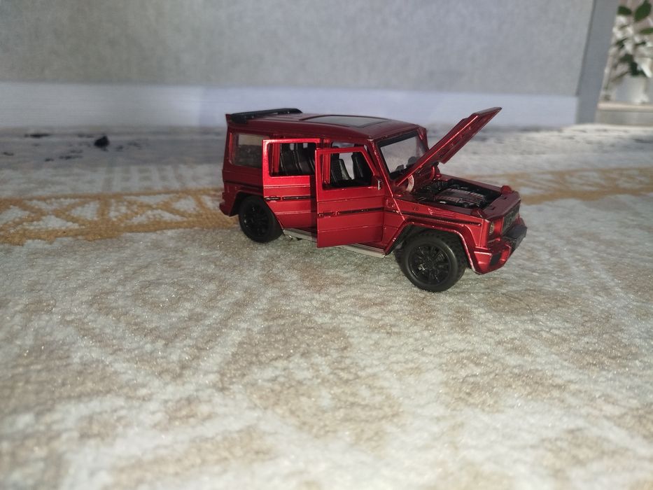 Машинка гелик g-class