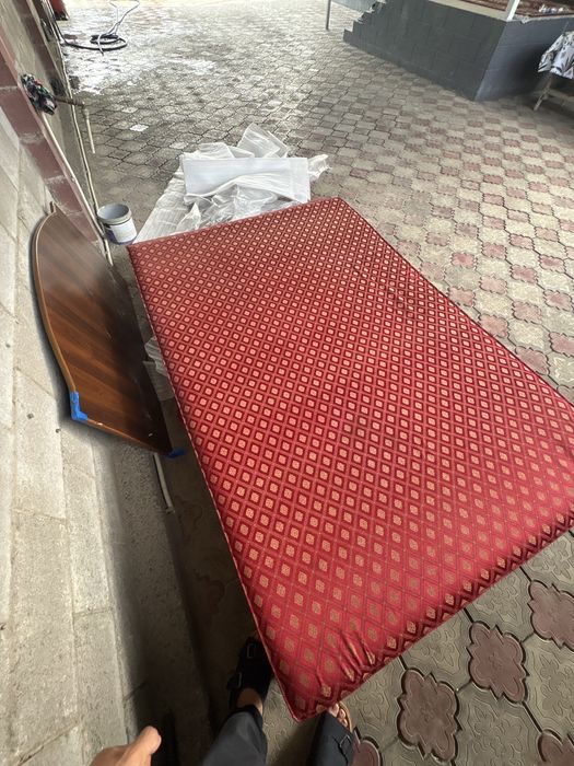 Двухместная кровать
