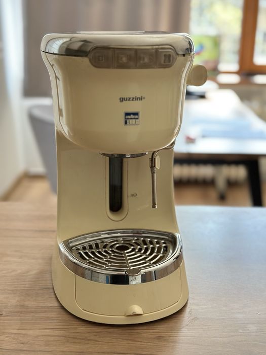 Кафе машина “Lavazza Guzzini”