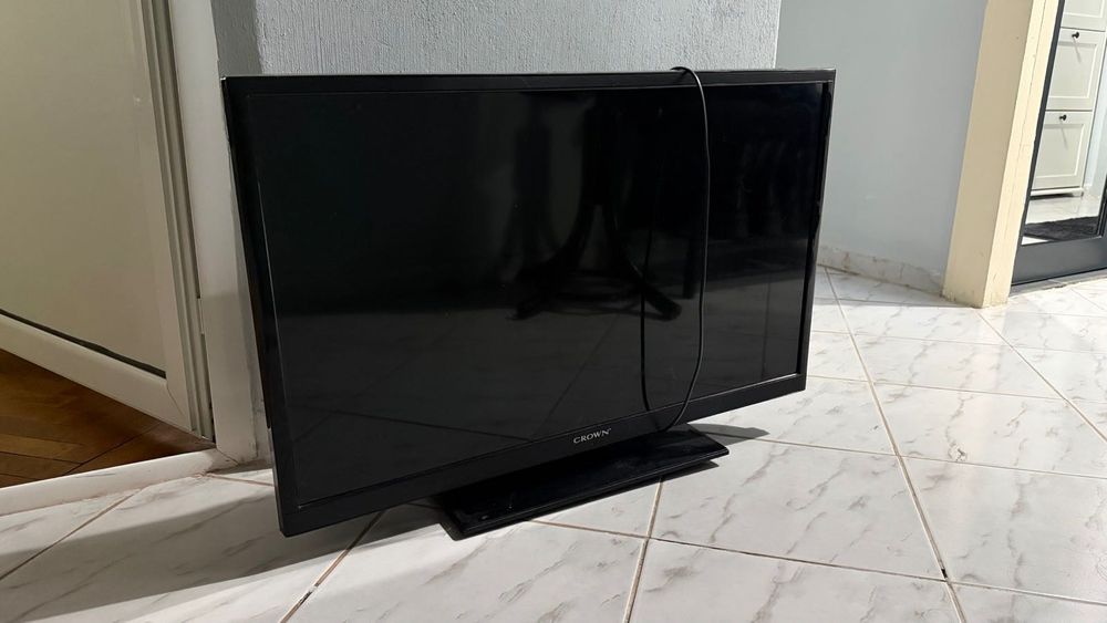 Телевизор Crown LED32185