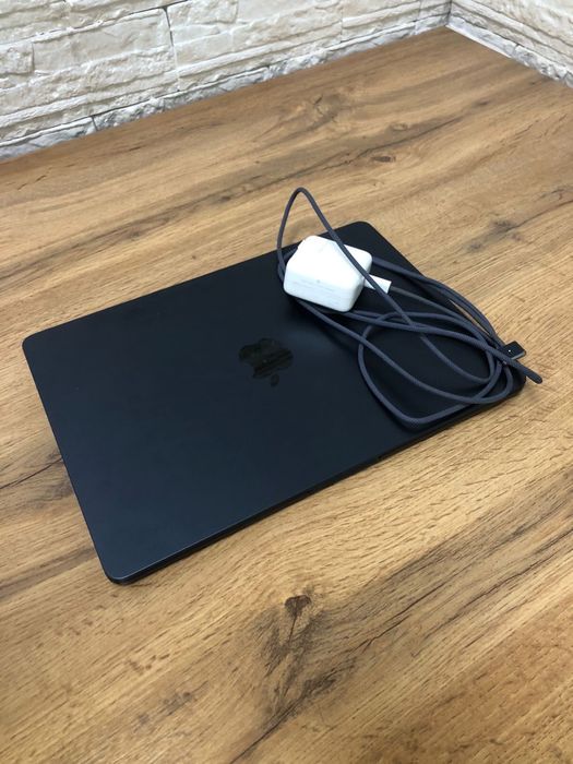 MacBook  Air M2 256 gb