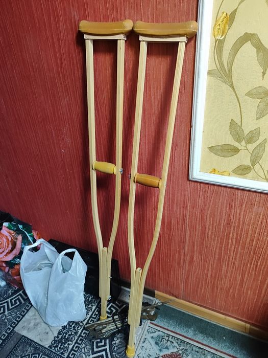 Продам   костыли