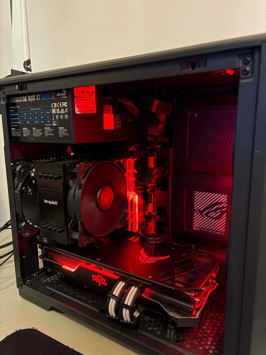 Мощен компютър Ryzen 9 5900X / 64GB RAM / 4TB SSD / ROG Strix X570-I (Mini-ITX / Workstation / Gaming)