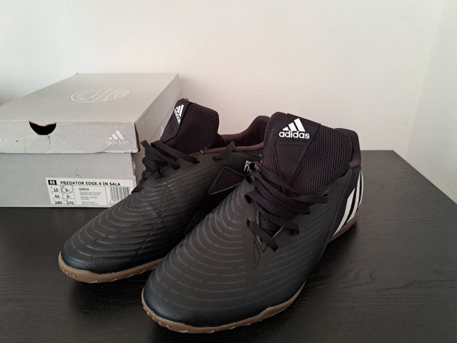Ghete Fotbal Sala Adidas Predator 44