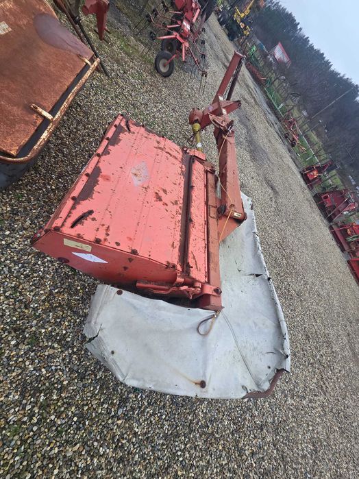 Cositoare rotativa multidis kuhn 2m in tiranti la tractor cu ravasitor
