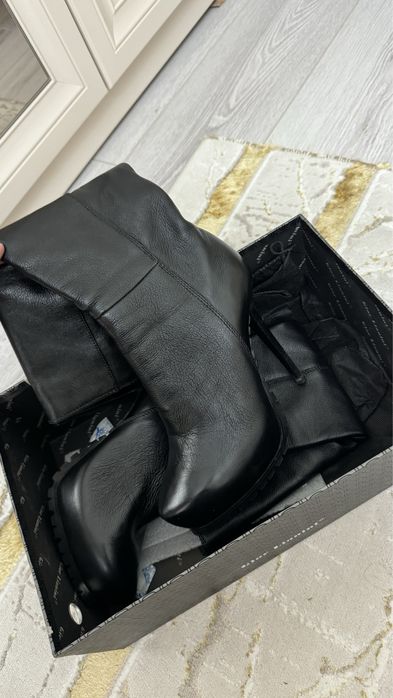 Одежды все по 2000тг