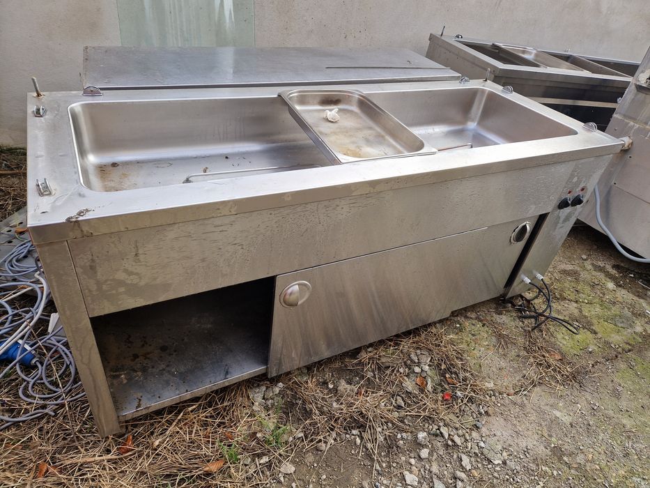 Frigider, Masa rece cu usi inox, blat inox, masa frigorifică