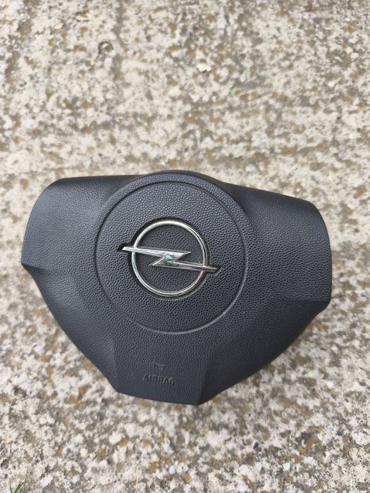 Kit planșă de bord cu airbag pasager și volan Opel Astra H facelift