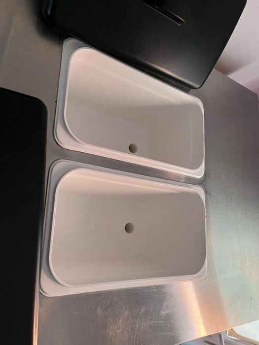 Продам киоск с аппаратом для мороженого