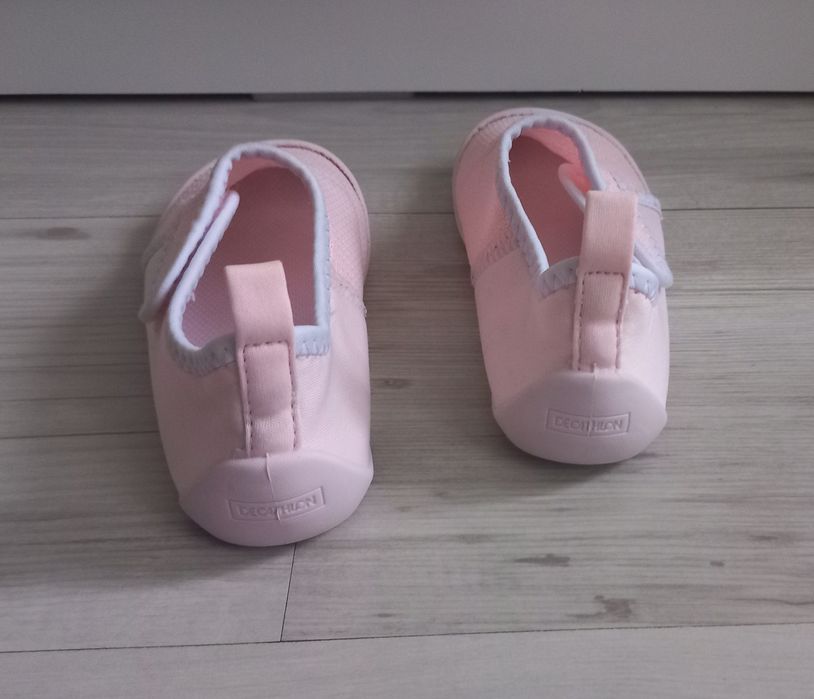 Вътрешни обувки DOMYOS на Декатлон, 2 бр за Момиче и Момче, номер 28