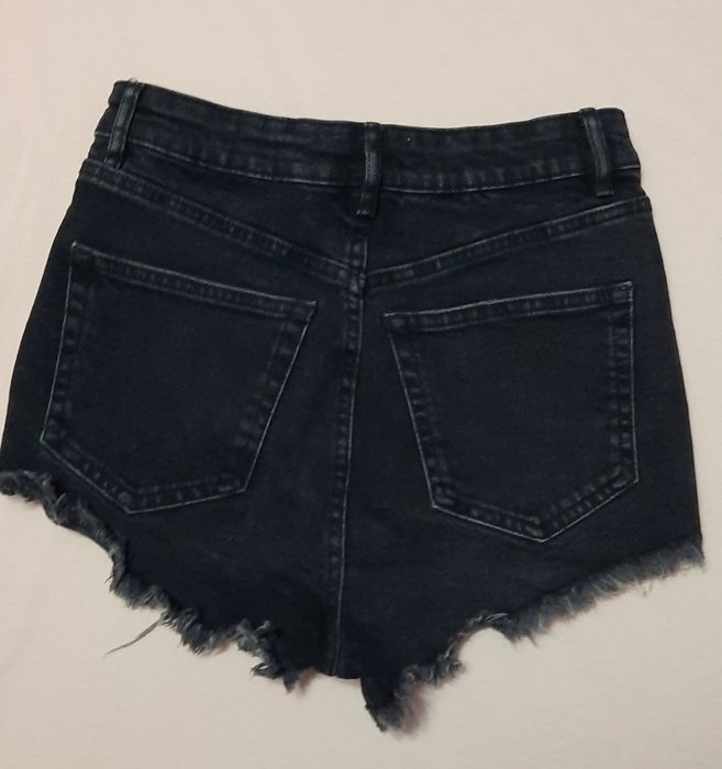 Дамски  дънкови къси панталони