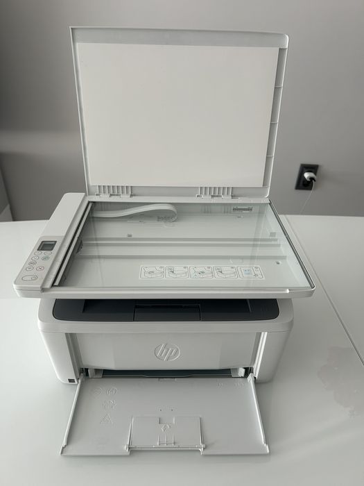 Принтер HP laserJet MFP M140we