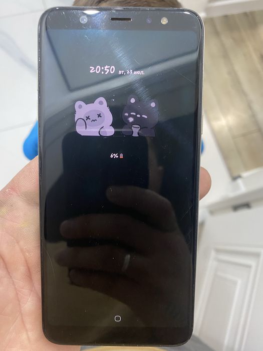 Продам телефон самсунг а6+