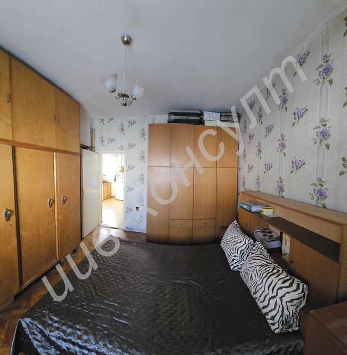 Продава се Тристаен апартамент в Велико Търново, Център - 120 кв.м за 1000 €/кв.м - Снимка #5