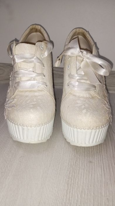 Булчески кецове. Уникални, много удобни и леки обувки.