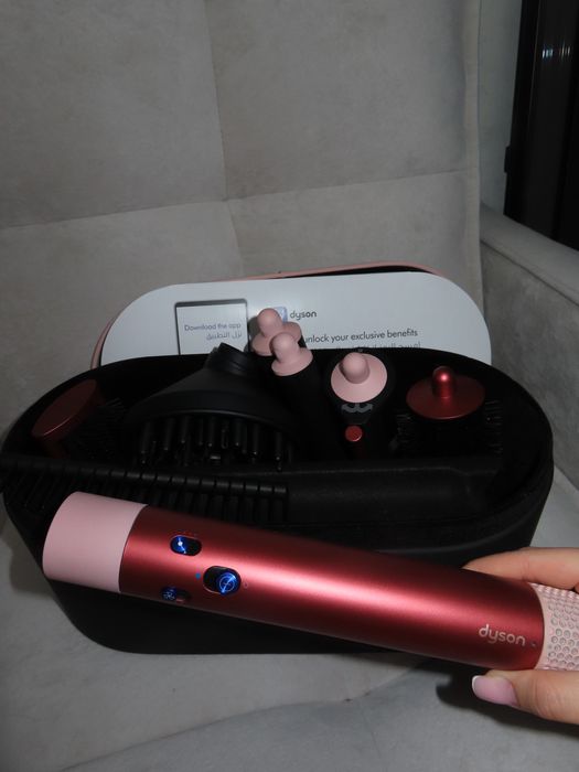 Продам Dyson Air Wrap оригинал