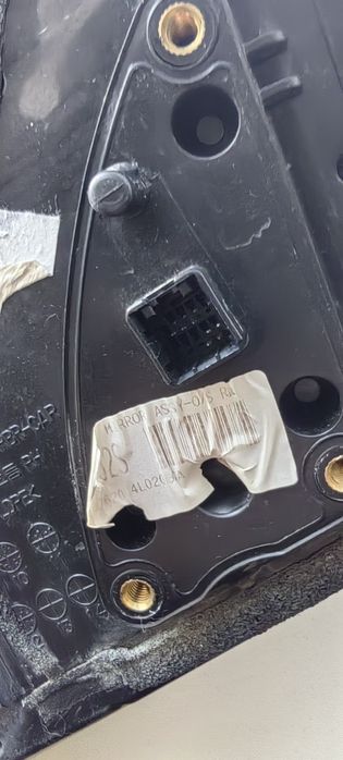 Зеркала на Хундай акцент 12 год