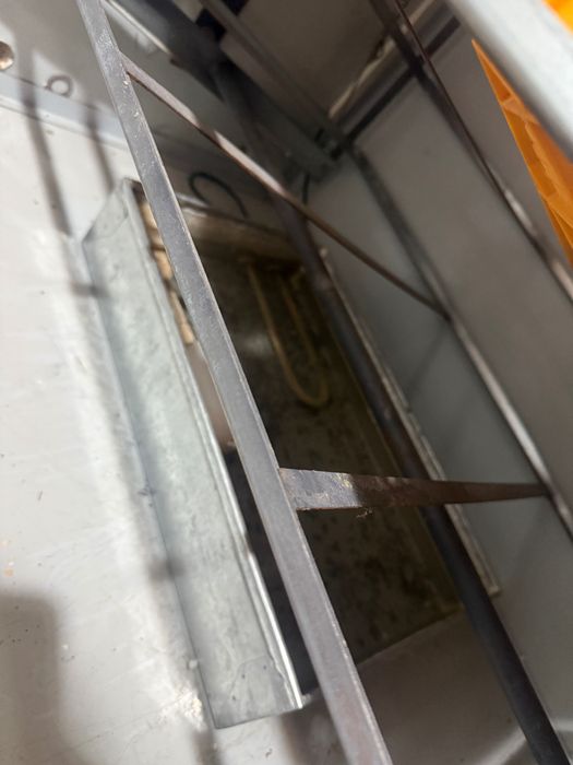 Инкубатор Бизон на 528 яиц