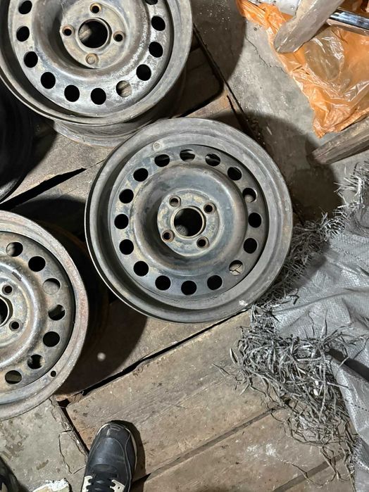 Диски R14 (4*100) железные