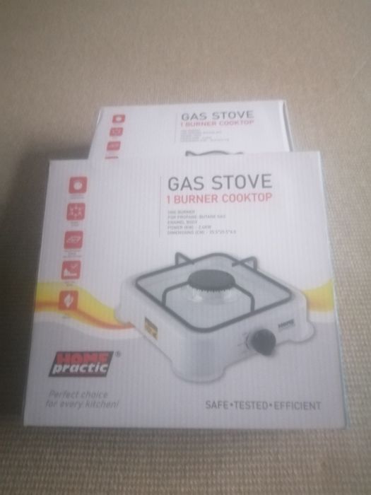 Два броя газови котлони.