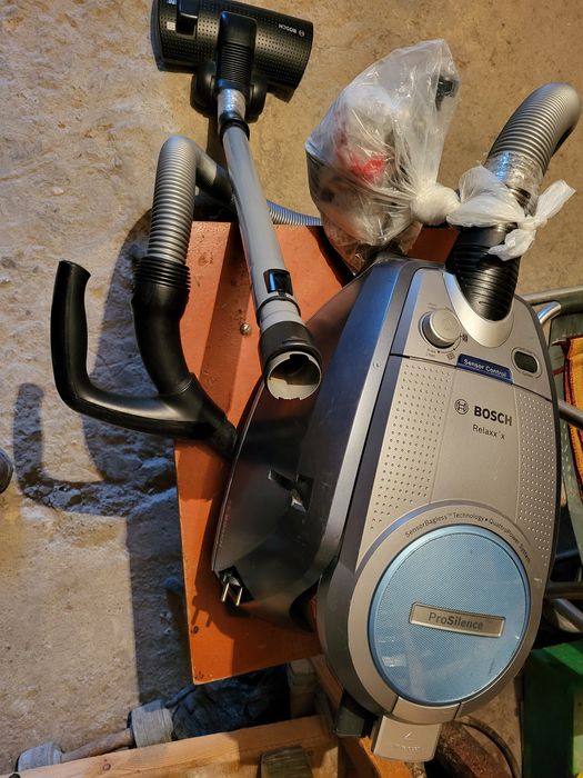 Продам пылесос бош.