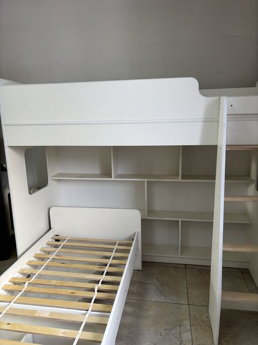 Детская кровать двухяростная