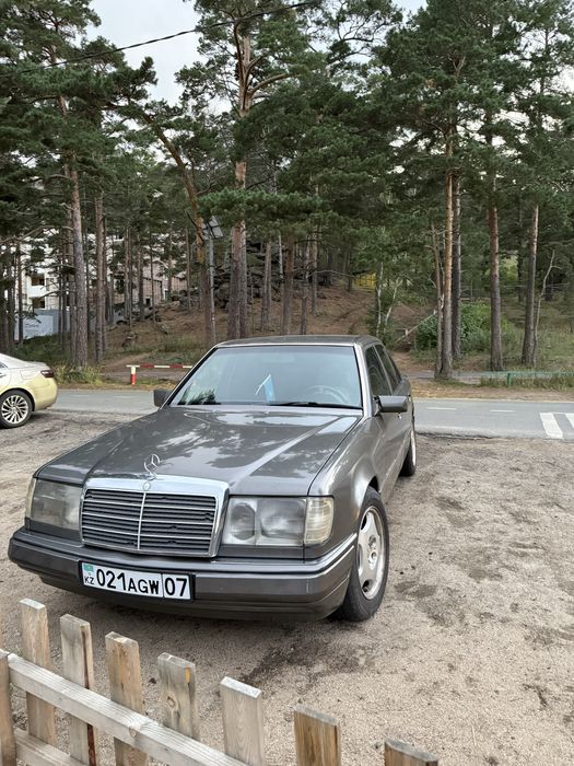 Продам мерс 124 Е200 плита матор 2.0 обьем.