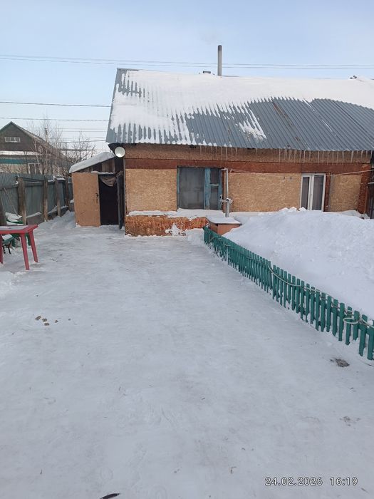 Продам дом в рабочем дом на два хозяина