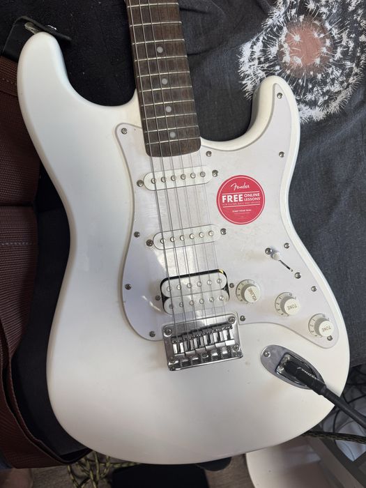 Marshal CODE25, Fender Squier Stratocaster HSS