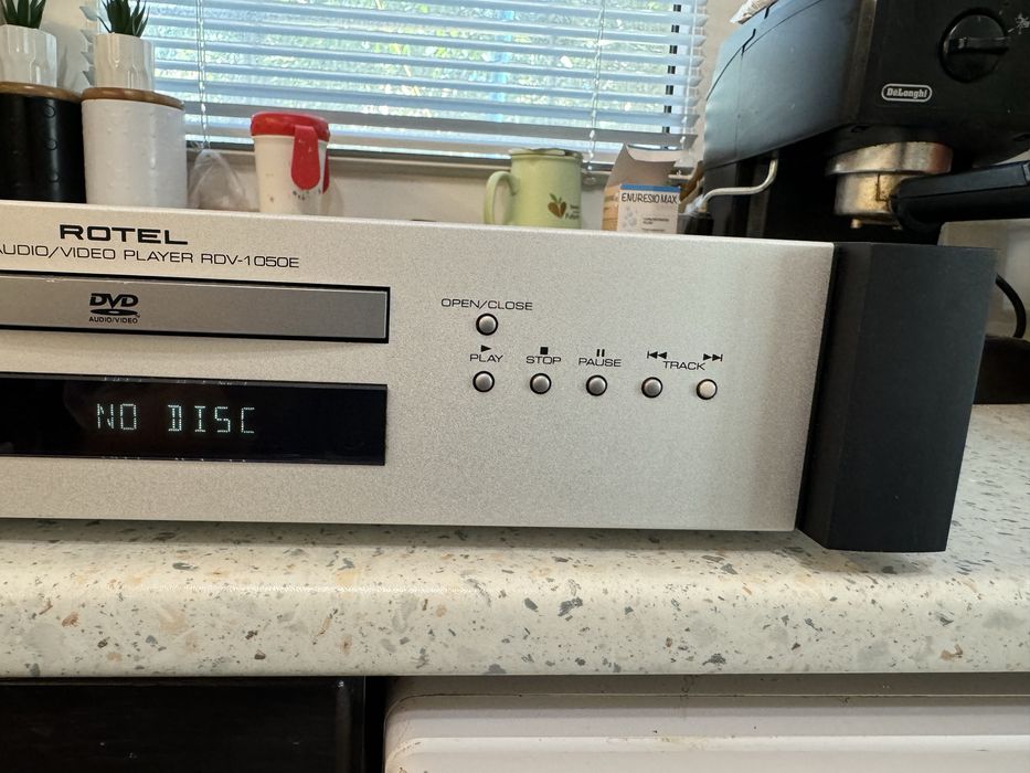 DVD Rotel RDV-1050e