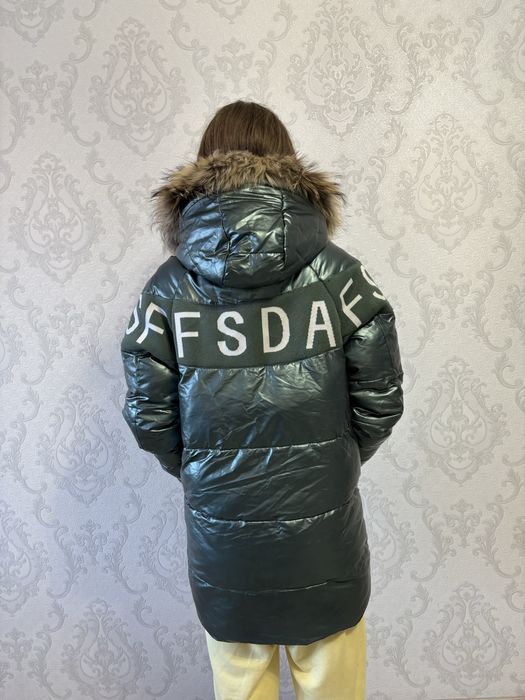 Продам детский зимний пуховик