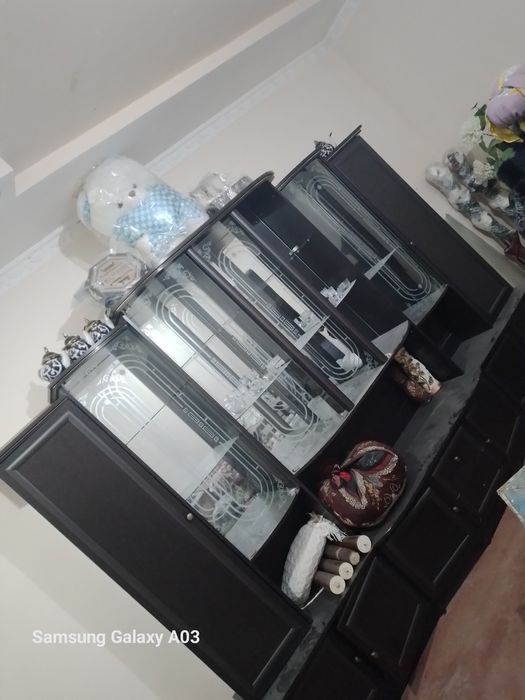 Mebel (stenka) mehmonxonq uchun