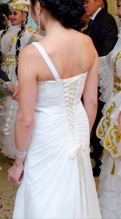 Продам свадебное платье