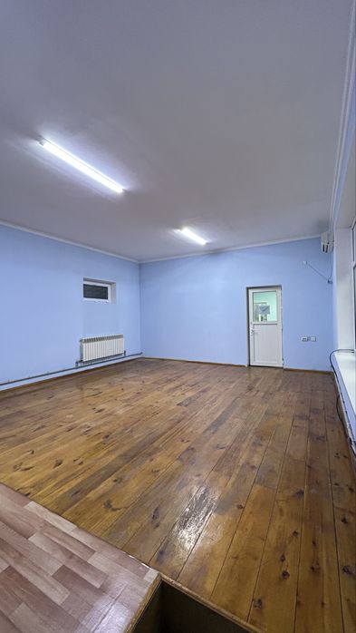 Сдаётся просторное коммерческое помещение