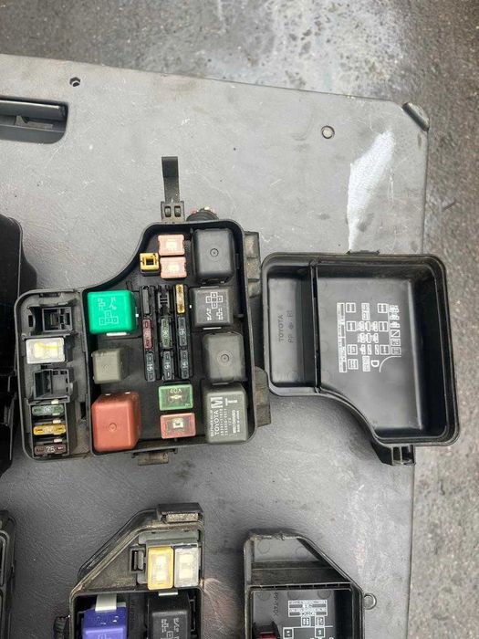 Блок предохранителей на тойота