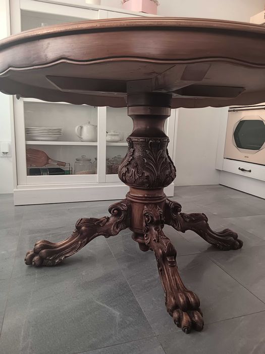 Маса и 4 стола от масивен орех – бароков стил, 1970 г.