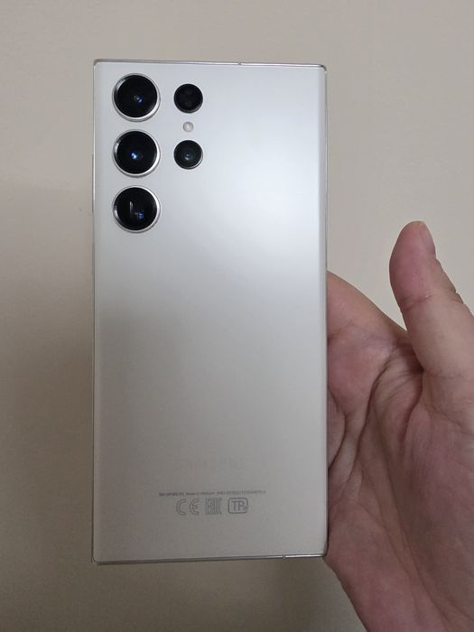 Продам самсунг s23 ультра