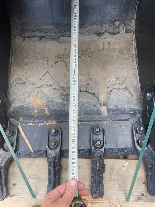 Кофа 60 см за JCB . Нова оригинална.