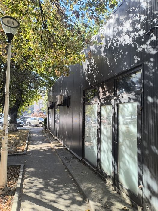 Închiriez spațiu comercial 60mp Calea București