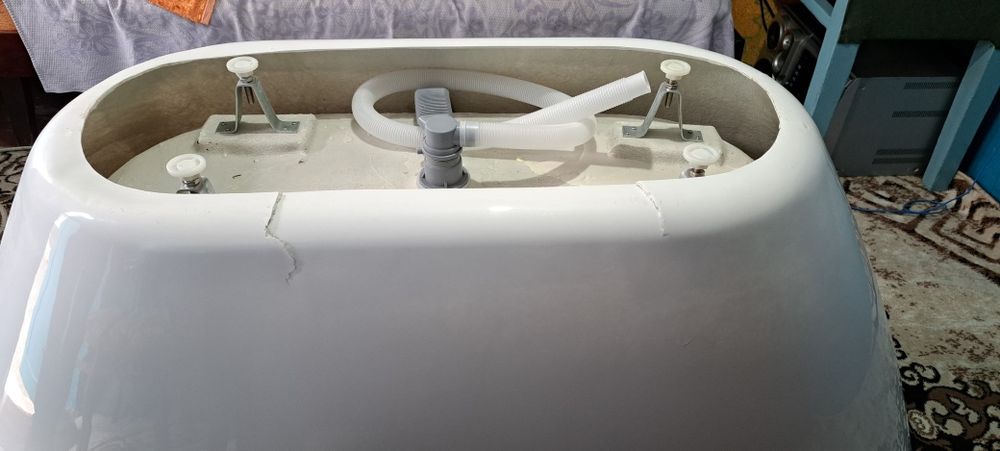 Новая акриловая ванна